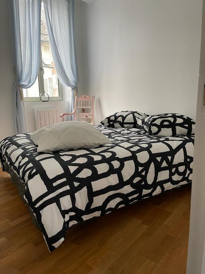 Les 3 Rois Apartment Romorantin-Lanthenay Екстериор снимка